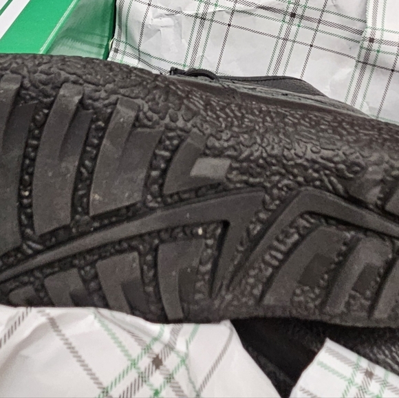 Boots - Picture 3 of 4